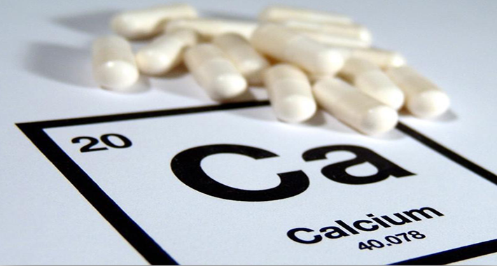 کربنات کلسیم خوراکی چیست و چه کاربردهایی دارد؟<br>  یک ترکیب شیمیایی با فرمول شیمیایی CaCO3 است که در بسیاری از مواد خوراکی به عنوان یک ماده افزودنی استفاده می شود.