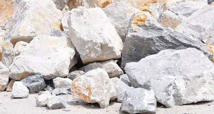  آیا سنگ آهک یک کربنات کلسیم است؟<br>  بله، سنگ آهک یک نوع کربنات کلسیم است که به صورت طبیعی در طبقات زمینی یافت می‌شود.
